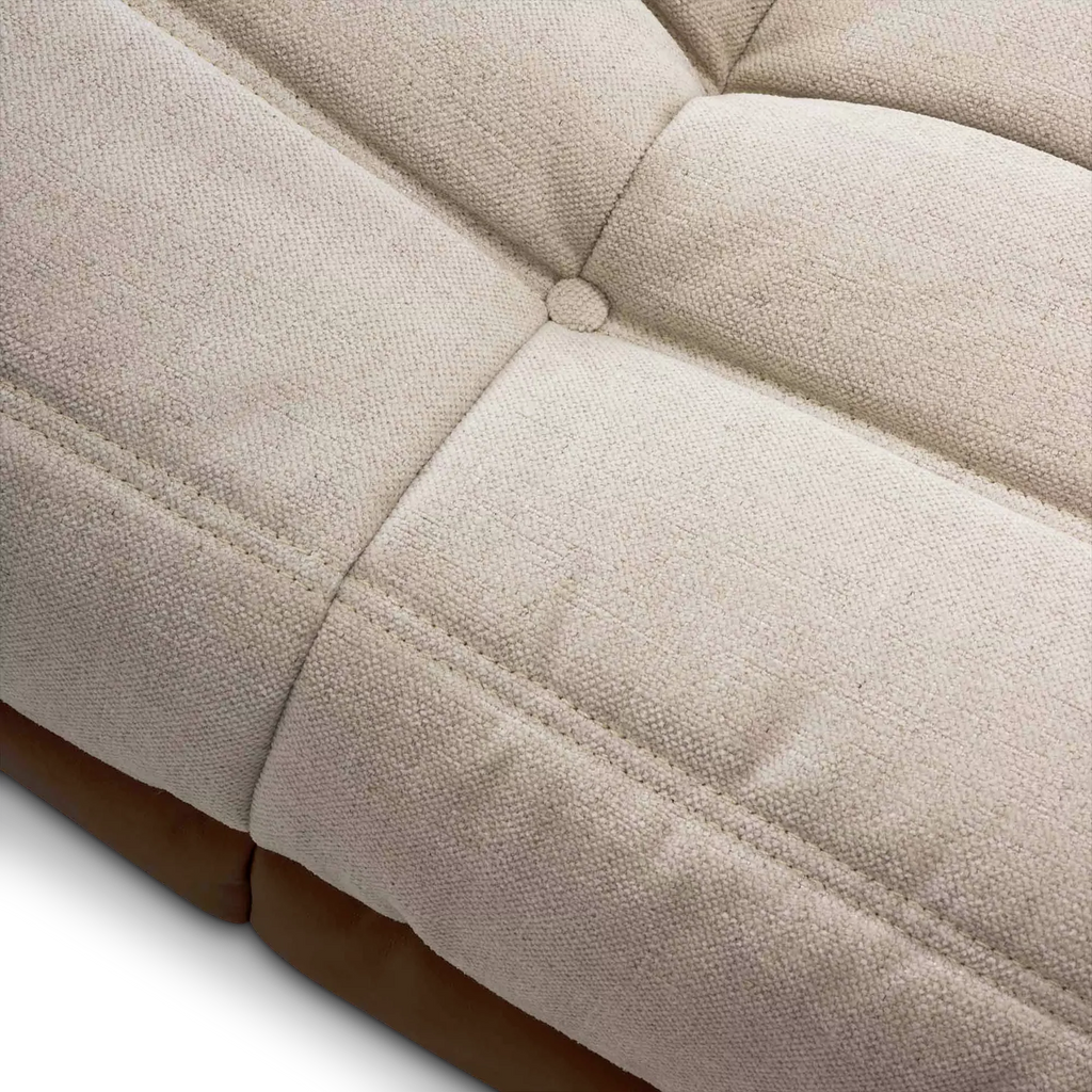 Togo BOSS - Pouf en tissu par Ligne Roset